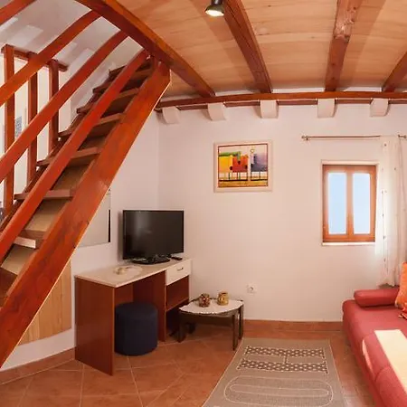 Vineyard House Ferienhaus Bol